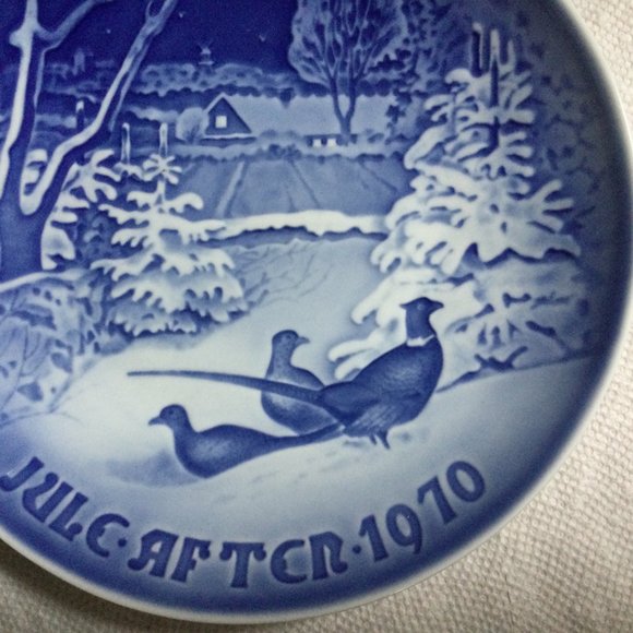 B&G Copenhagen Porcelain 'Jul i skovbrynet' 1970 Decorative Plate Denmark - Picture 3 of 7